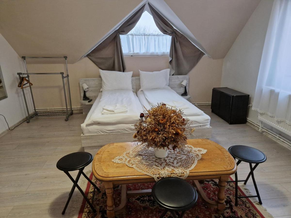 فندق Sepsi Relax Sfântu-Gheorghe المظهر الخارجي الصورة